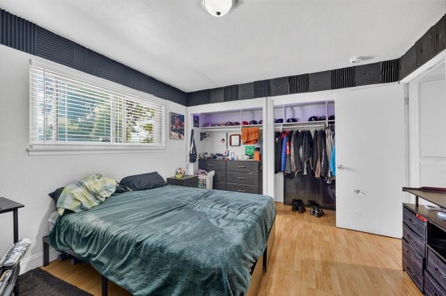 5225 Columbine Way, Carmichael, CA 95608