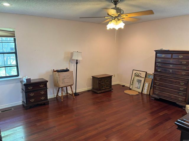1584 Hwy 5, Romance, AR 72136