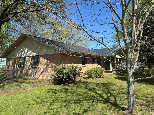 1584 Hwy 5, Romance, AR 72136