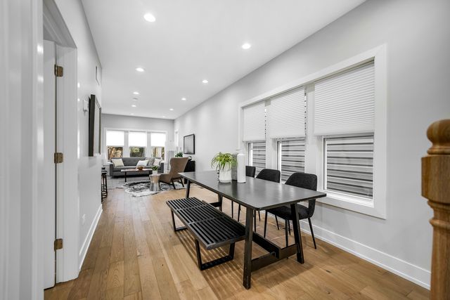 4721 W Warwick Avenue, Chicago, IL 60641