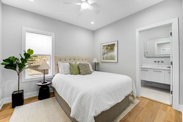 4721 W Warwick Avenue, Chicago, IL 60641