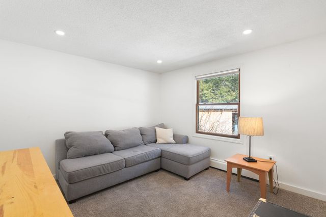 175 Sak Road, Vernon, VT 05354