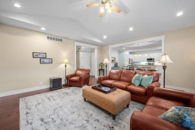 318 El Portal Drive, Michigan City, IN 46360