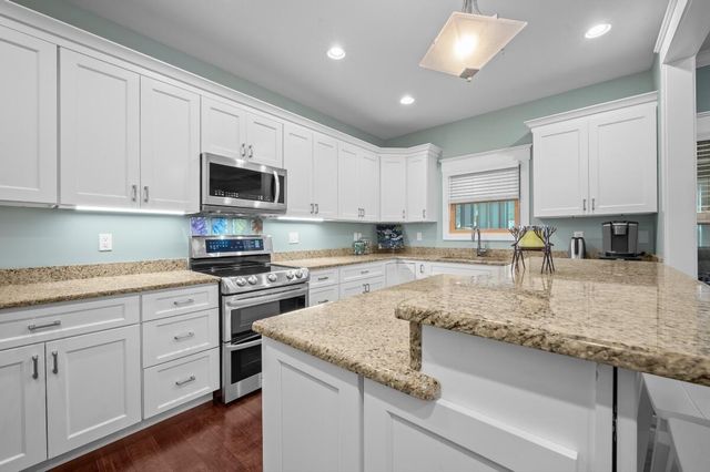 318 El Portal Drive, Michigan City, IN 46360