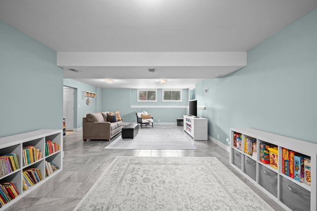 318 El Portal Drive, Michigan City, IN 46360