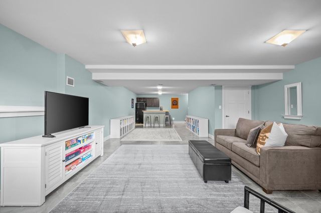 318 El Portal Drive, Michigan City, IN 46360
