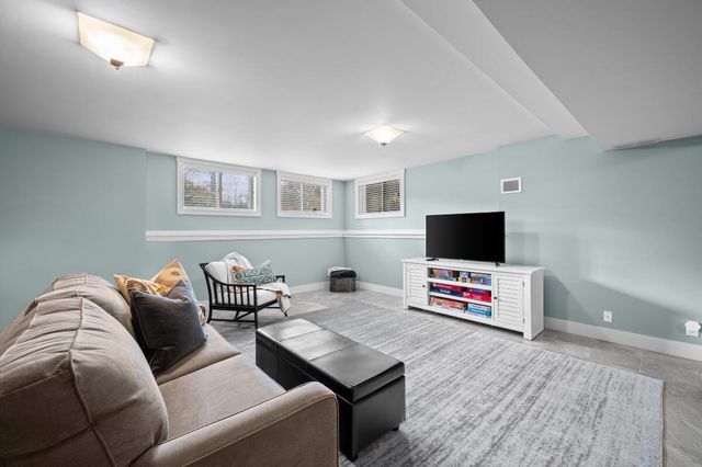 318 El Portal Drive, Michigan City, IN 46360