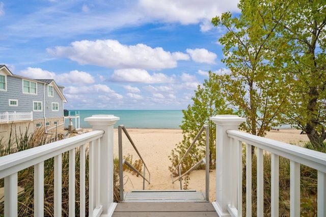 318 El Portal Drive, Michigan City, IN 46360