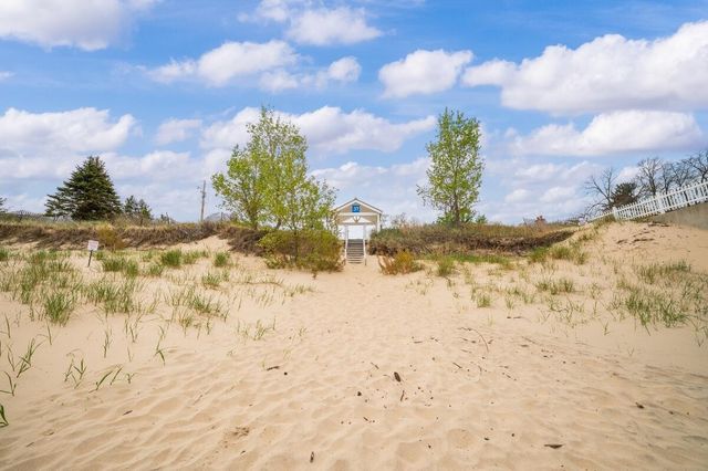 318 El Portal Drive, Michigan City, IN 46360