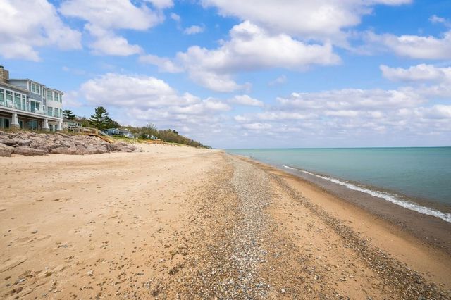 318 El Portal Drive, Michigan City, IN 46360