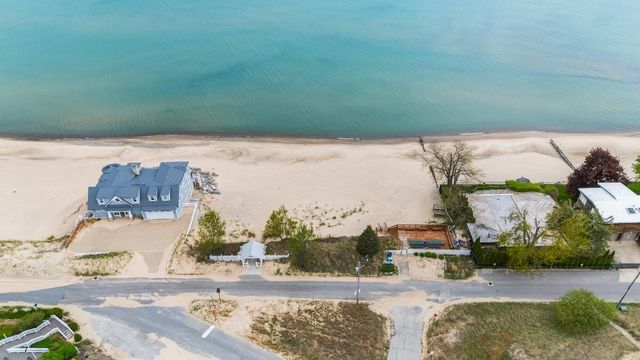 318 El Portal Drive, Michigan City, IN 46360