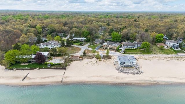 318 El Portal Drive, Michigan City, IN 46360
