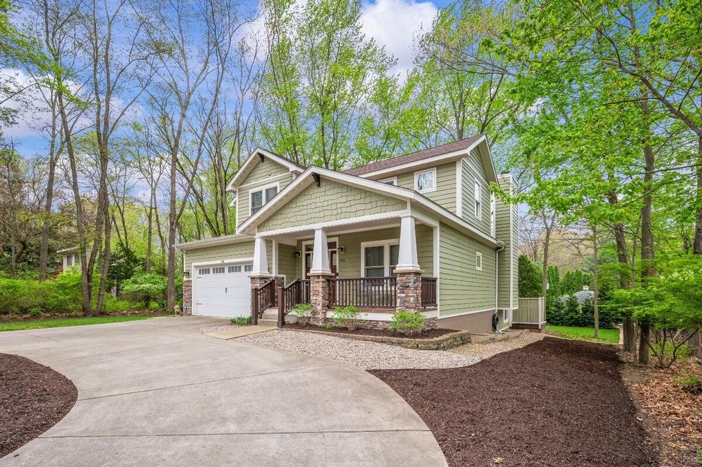 318 El Portal Drive, Michigan City, IN 46360