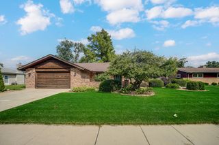873 Damico Drive, Chicago Heights, IL 60411