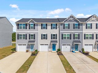 214 Bearmont Trail, Greenville, SC 29617