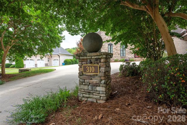 310 James Way, Bermuda Run, NC 27006