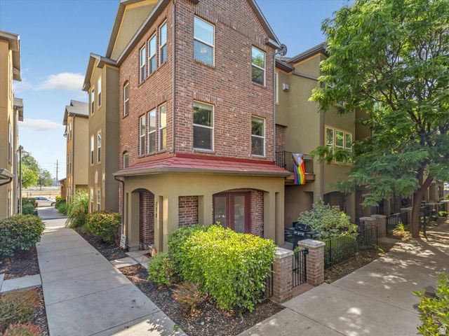170 W BARRY LINKS WAY, South Salt Lake, UT 84115