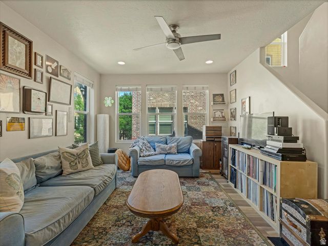 170 W BARRY LINKS WAY, South Salt Lake, UT 84115