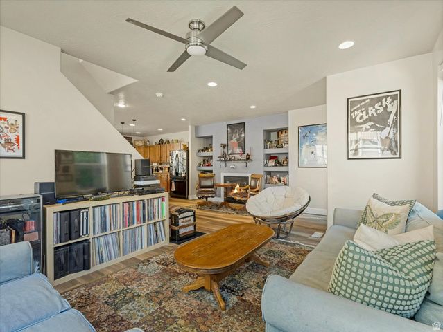 170 W BARRY LINKS WAY, South Salt Lake, UT 84115