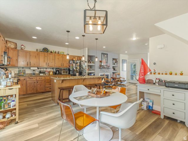 170 W BARRY LINKS WAY, South Salt Lake, UT 84115