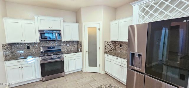 3151 RED VELVET Place, El Paso, TX 79938