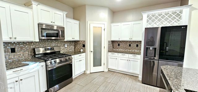 3151 RED VELVET Place, El Paso, TX 79938