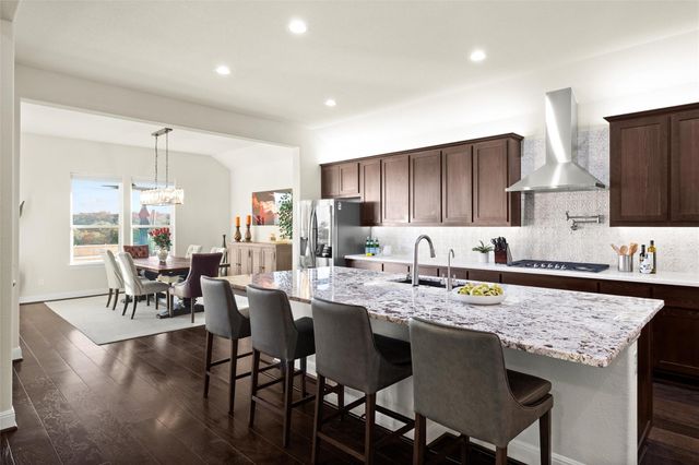 479 Crosswater LN, Dripping Springs, TX 78620