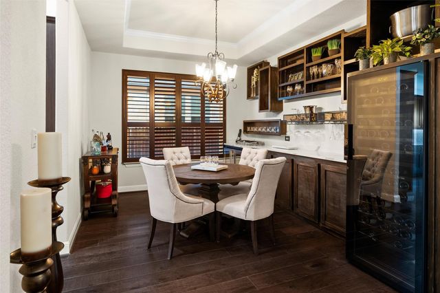 479 Crosswater LN, Dripping Springs, TX 78620