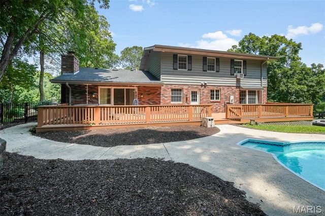 12 Chaparral Lane, Glen Carbon, IL 62034