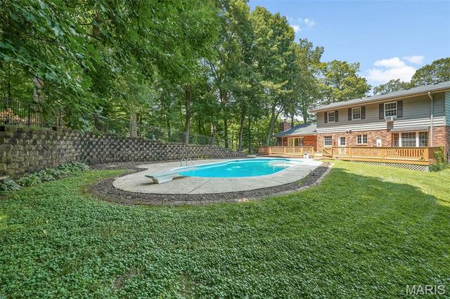 12 Chaparral Lane, Glen Carbon, IL 62034