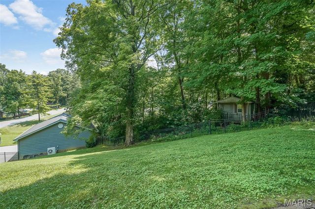 12 Chaparral Lane, Glen Carbon, IL 62034