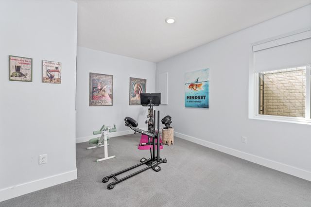 1609 N Lakeside Ct, Andover, KS 67002