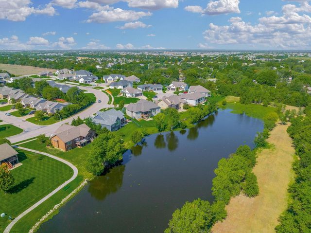 1609 N Lakeside Ct, Andover, KS 67002