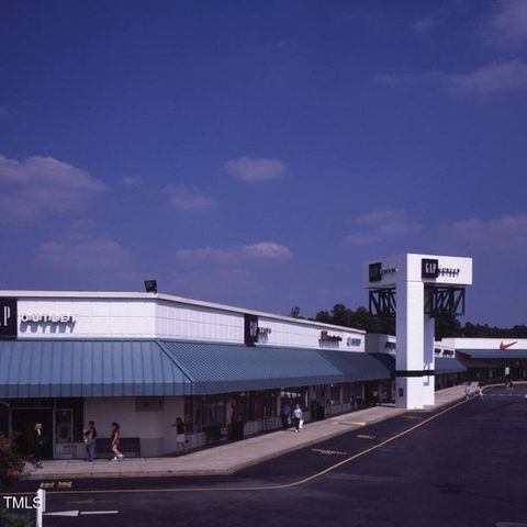 243 New Twin Br Court, Smithfield, NC 27577