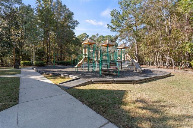 35 Wheatfield Cir, Bluffton, SC 29910