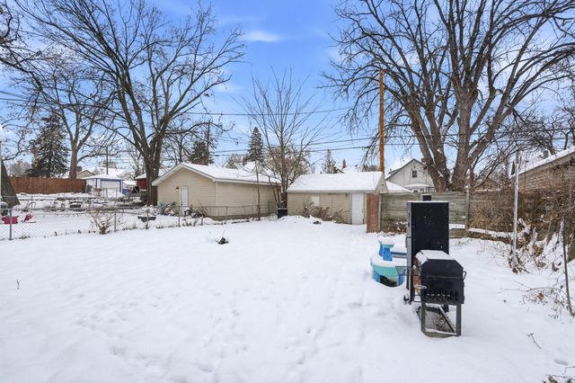 2634 Irving Avenue N, Minneapolis, MN 55411