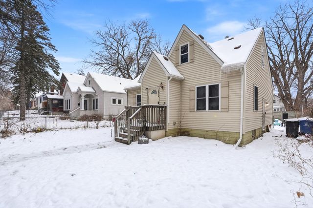 2634 Irving Avenue N, Minneapolis, MN 55411