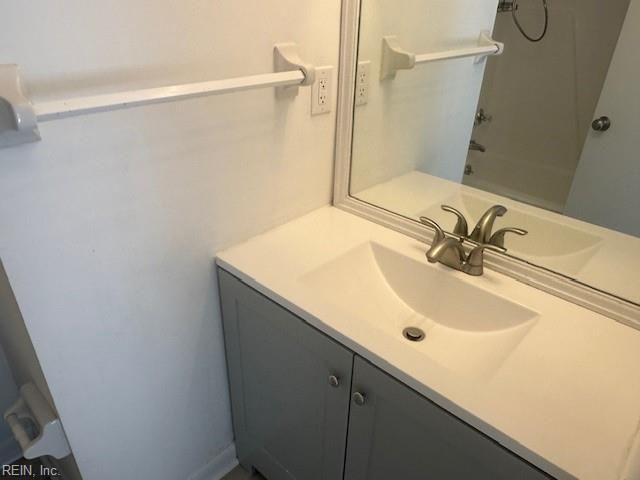 1306 Linkhorn CIR, Virginia Beach, VA 23451