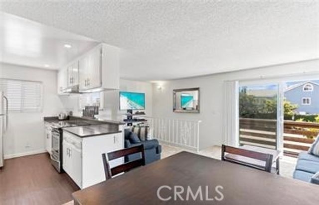 3206 W Balboa Boulevard, Newport Beach, CA 92663
