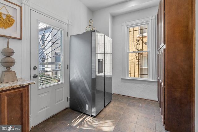 762 GRESHAM PL NW, Washington, DC 20001