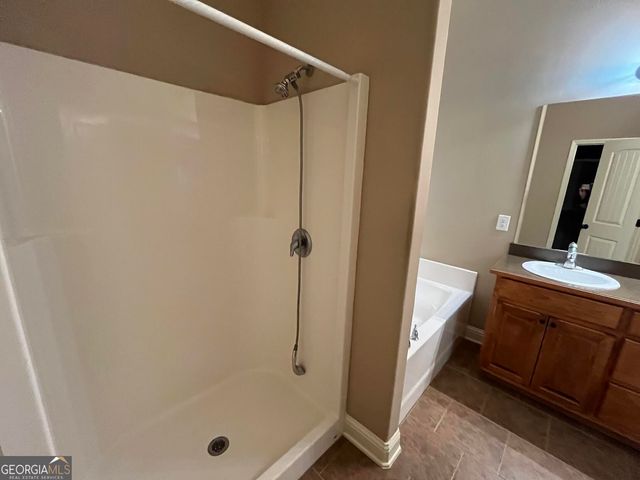 121 Magnolia Farms Drive, Milner, GA 30257