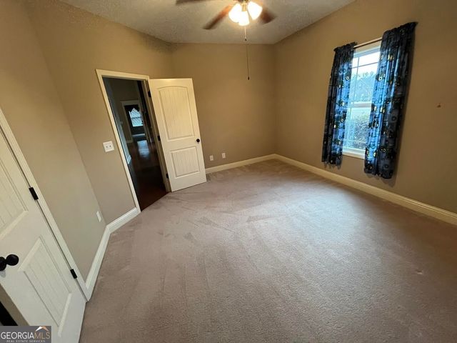 121 Magnolia Farms Drive, Milner, GA 30257