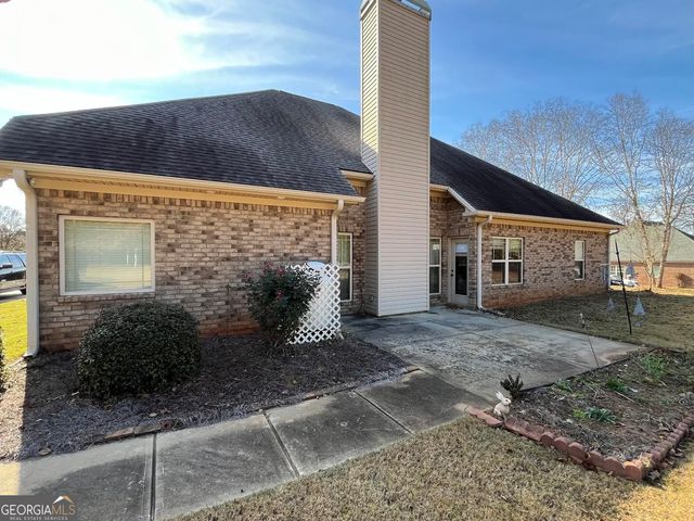 121 Magnolia Farms Drive, Milner, GA 30257