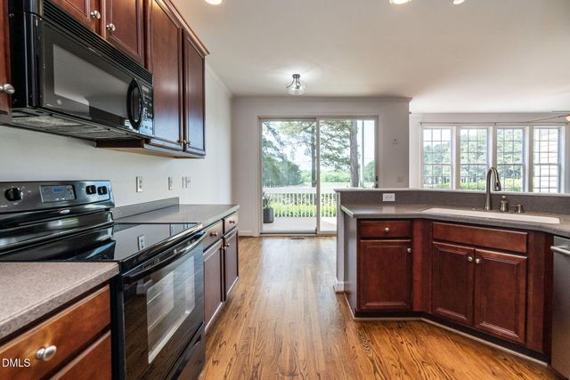 1316 Fairview Club Drive, Wake Forest, NC 27587