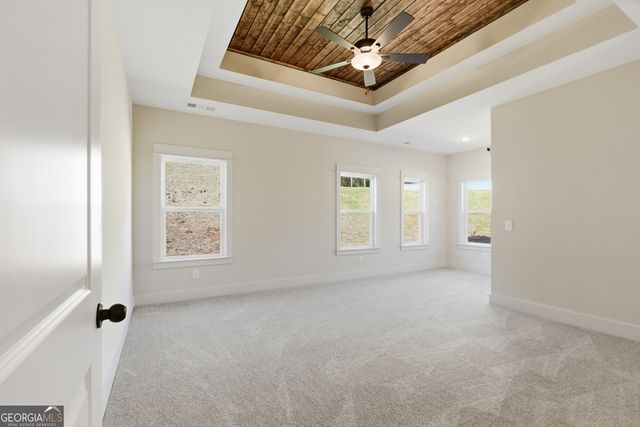 425 Ayers Creek Drive, Toccoa, GA 30577
