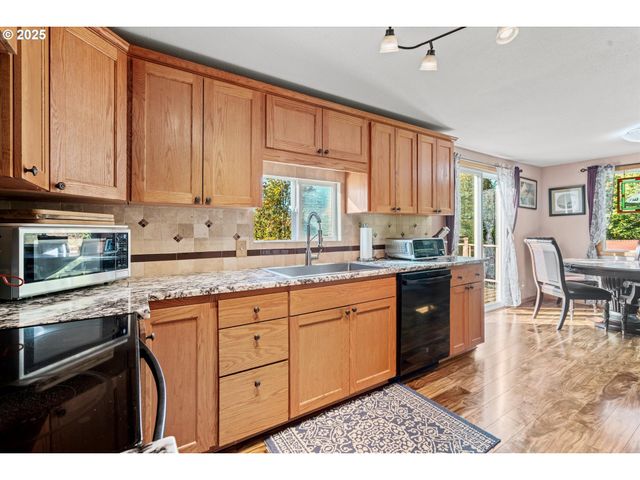 1515 Ne MEYERS Ln, Corbett, OR 97019