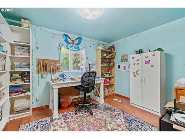 1515 Ne MEYERS Ln, Corbett, OR 97019