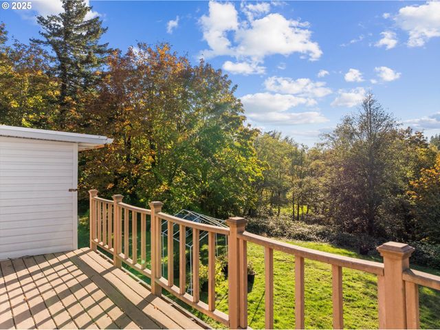 1515 Ne MEYERS Ln, Corbett, OR 97019