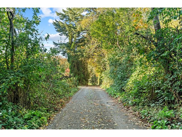 1515 Ne MEYERS Ln, Corbett, OR 97019