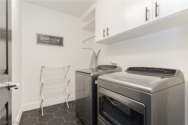 1041 Chestnut Chase Street, Las Vegas, NV 89138